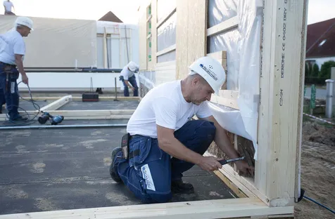 Fertighausmonteur Hausbau